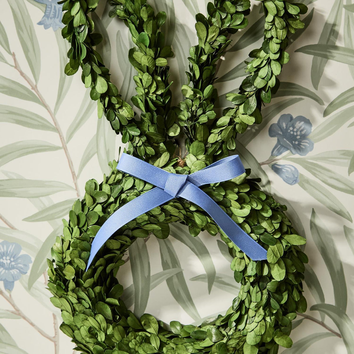 'Hoppy Home' Boxwood Bunny Wreath