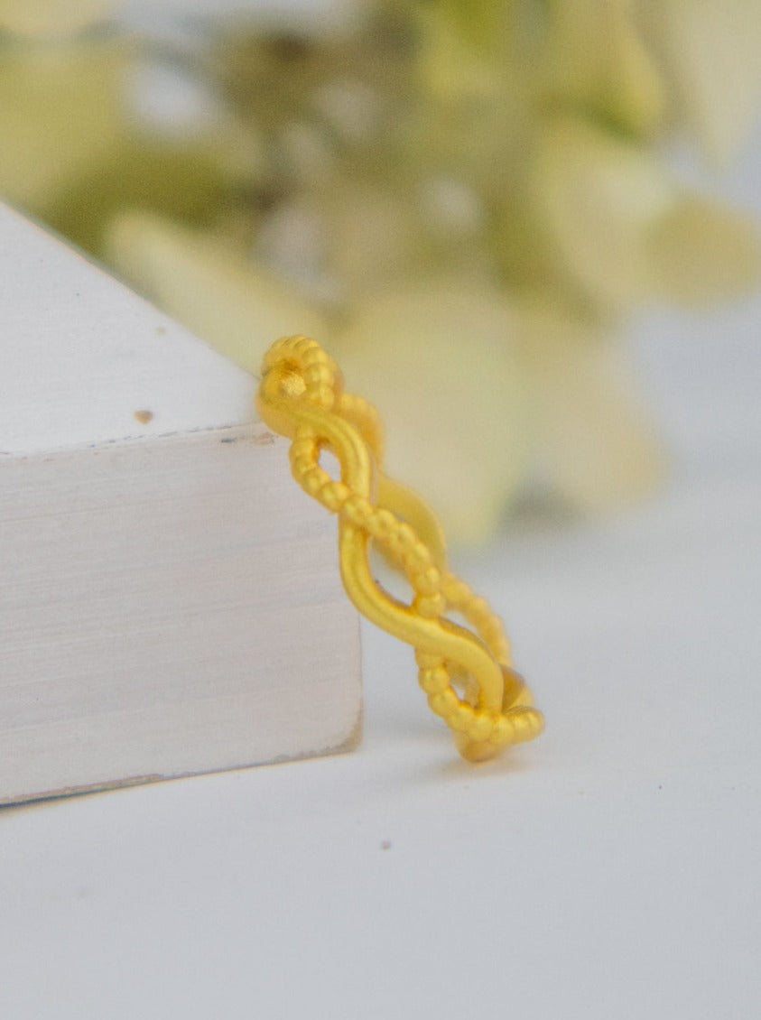 Entwined Rope Ring — Select Your Size