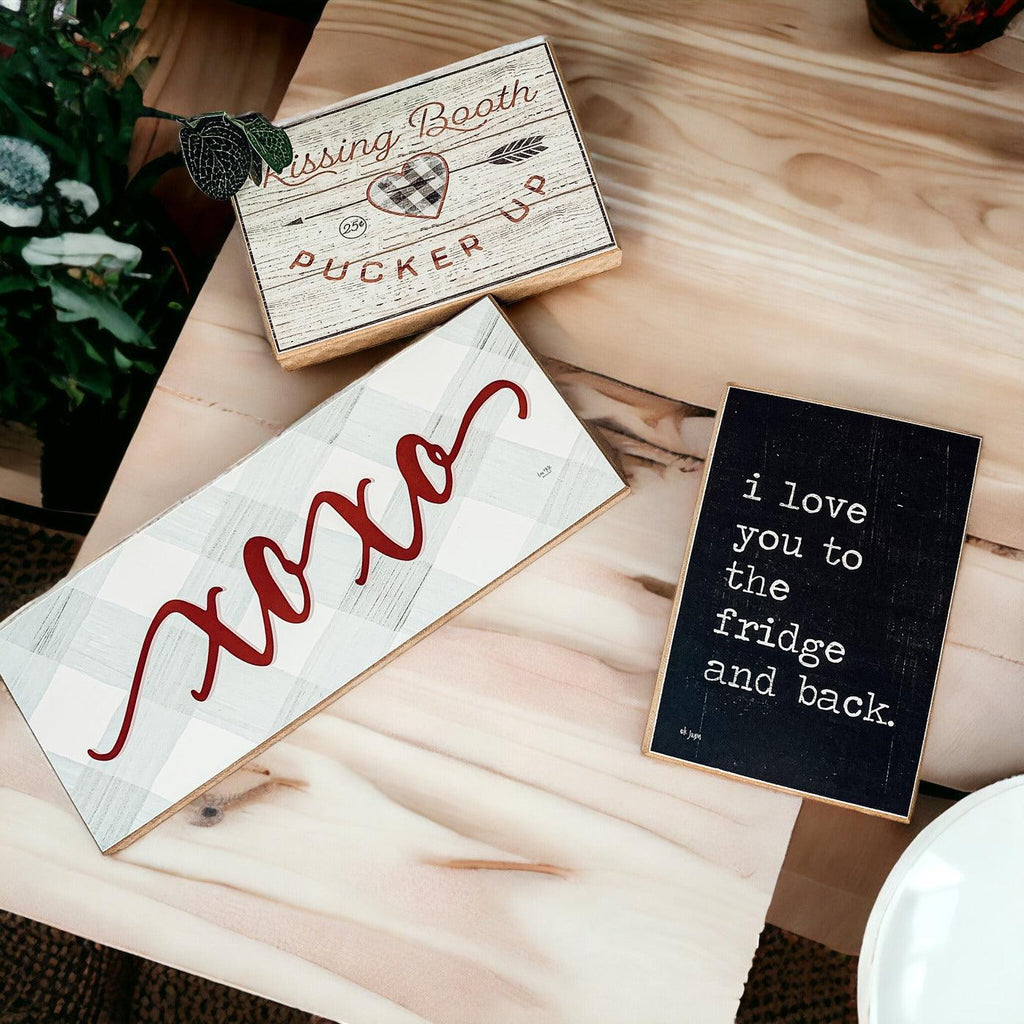 Handmade Wooden "XOXO" Sign
