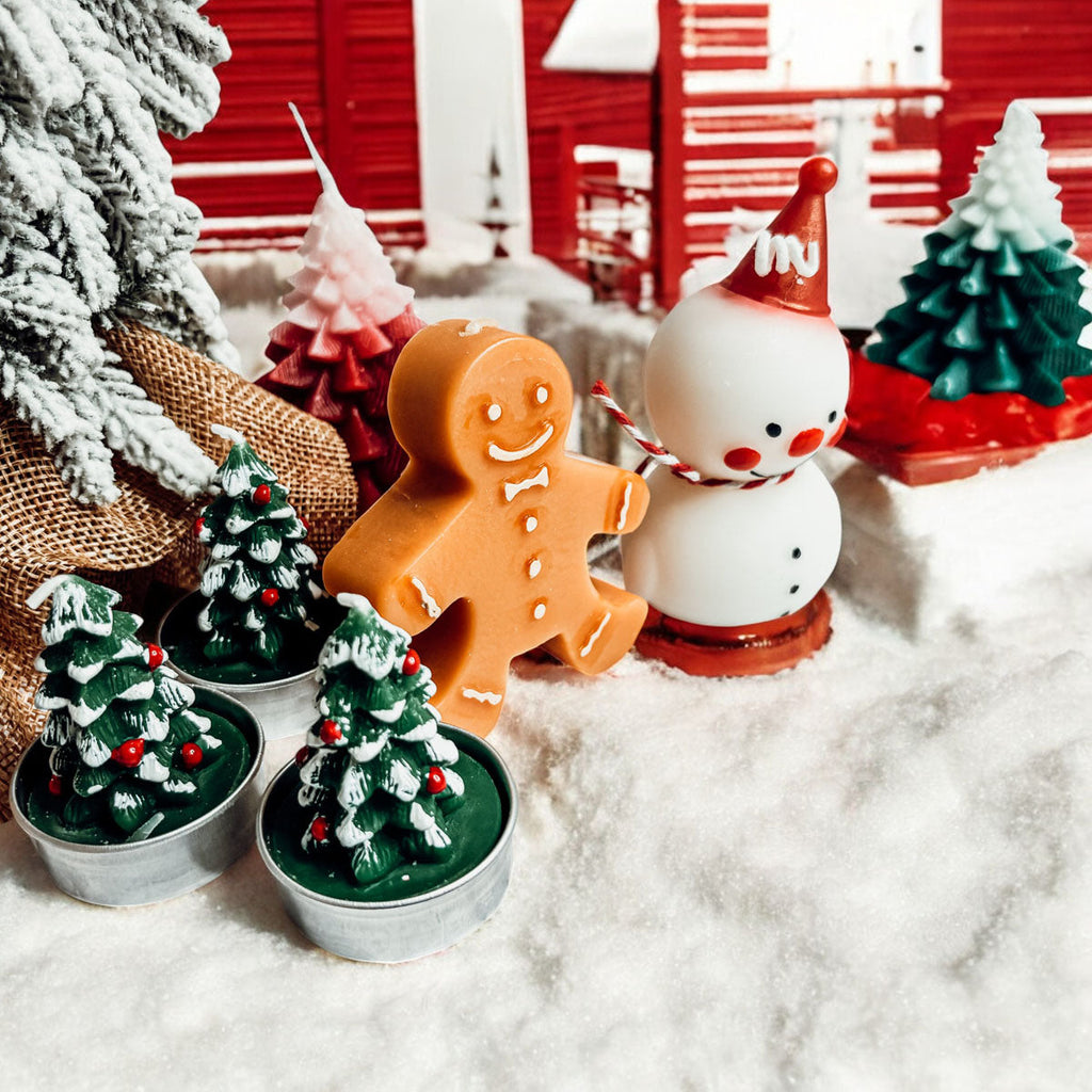 Snowman Shaped Mini Candle