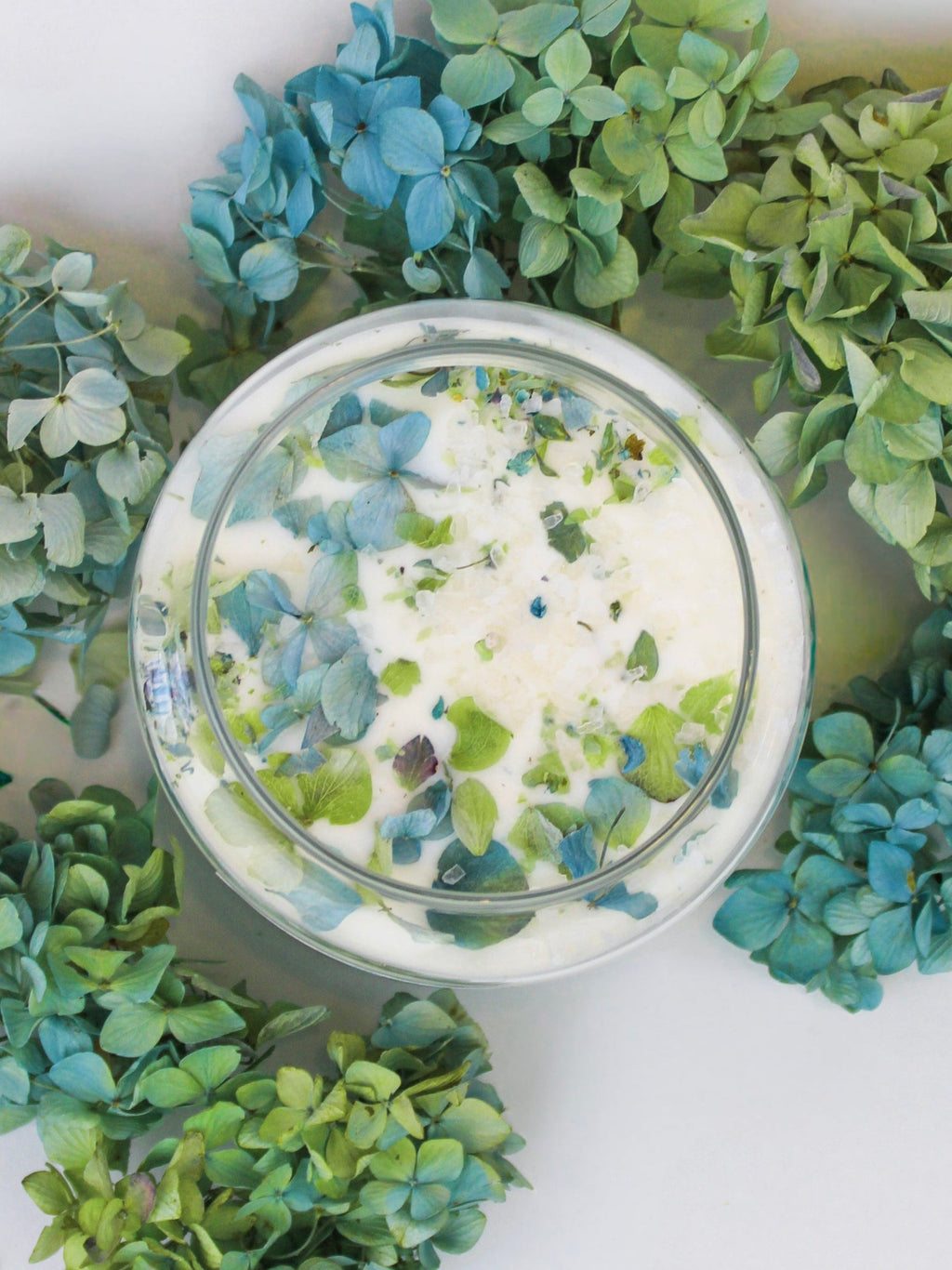 BY THE SEA Hydrangea Sea Salt Candle — Select Your Size