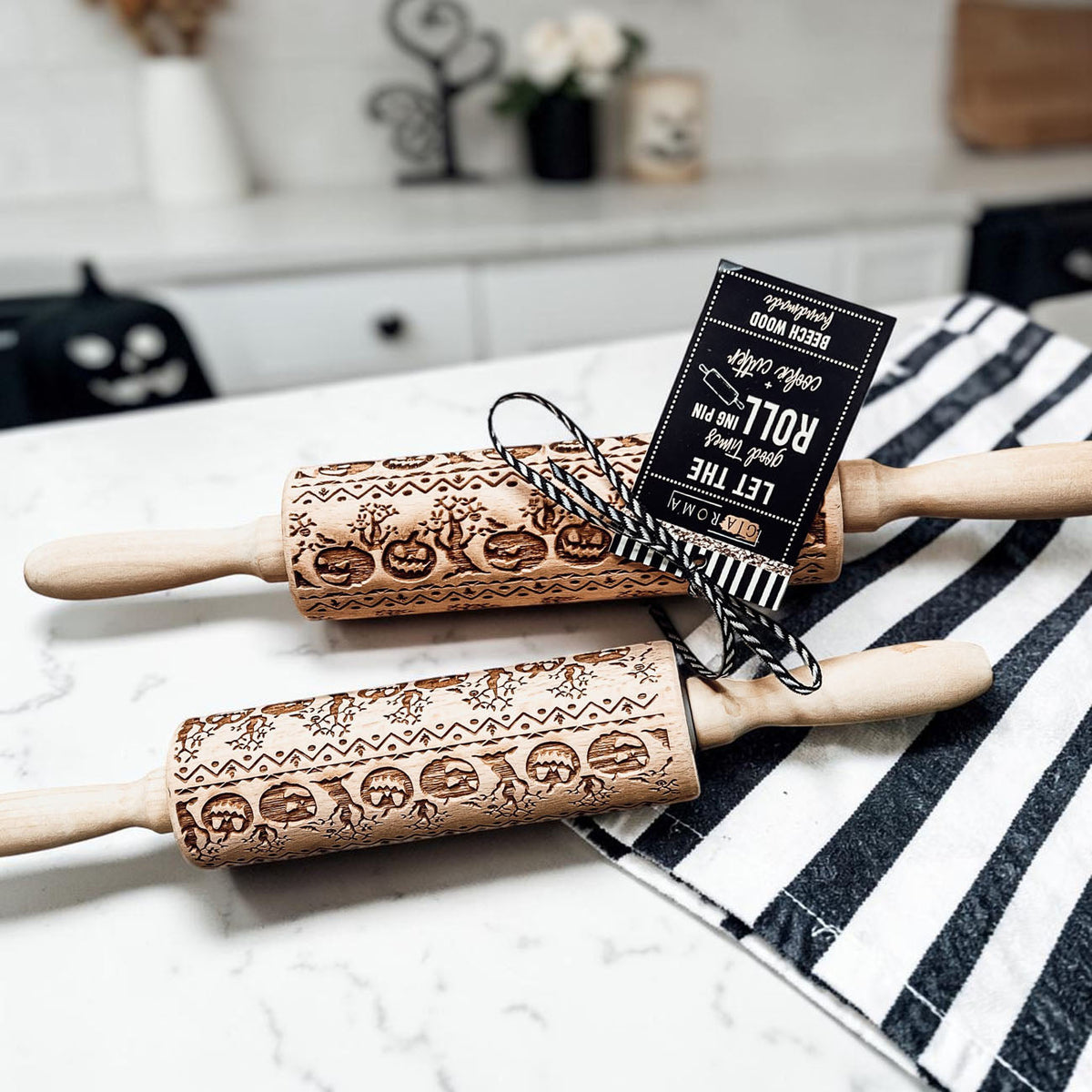Halloween Embossed Beech Wood Rolling Pin with Cooking Cutter