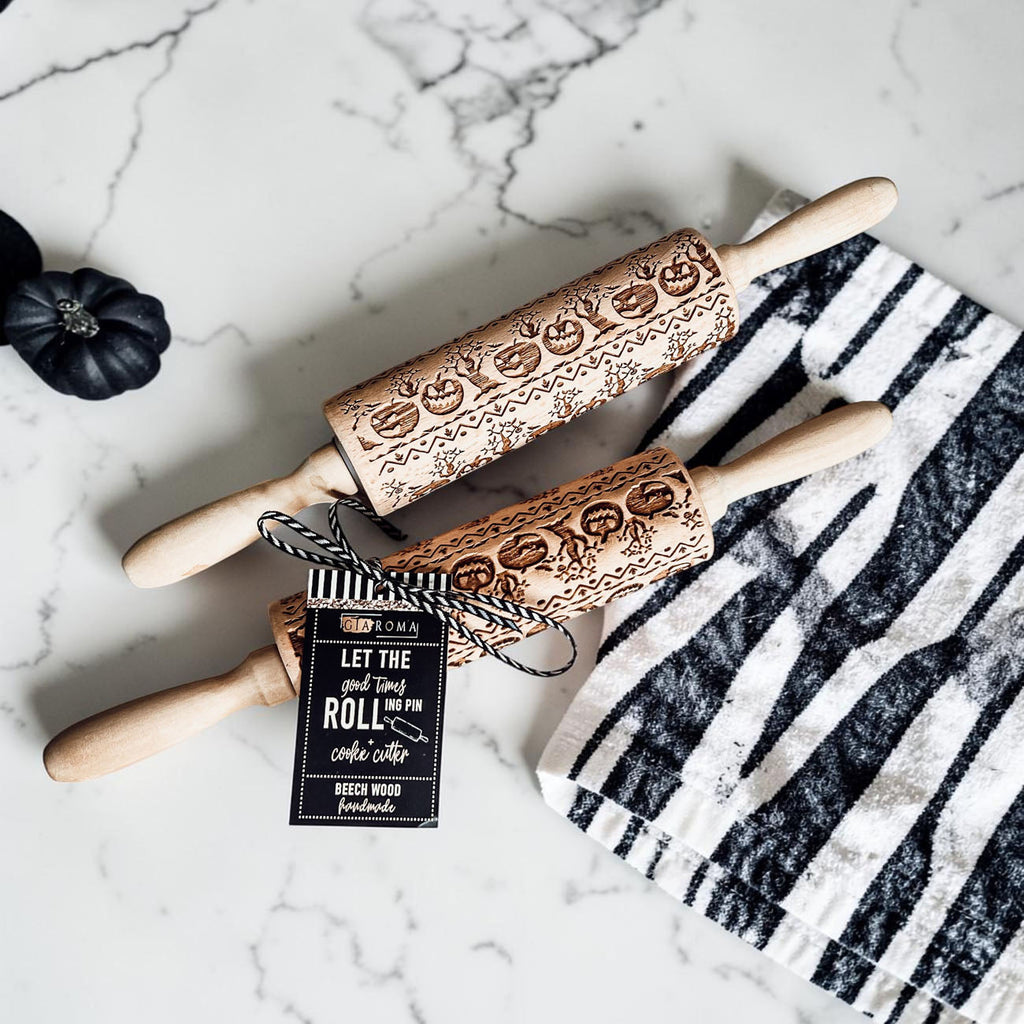 Halloween Embossed Beech Wood Rolling Pin with Cooking Cutter
