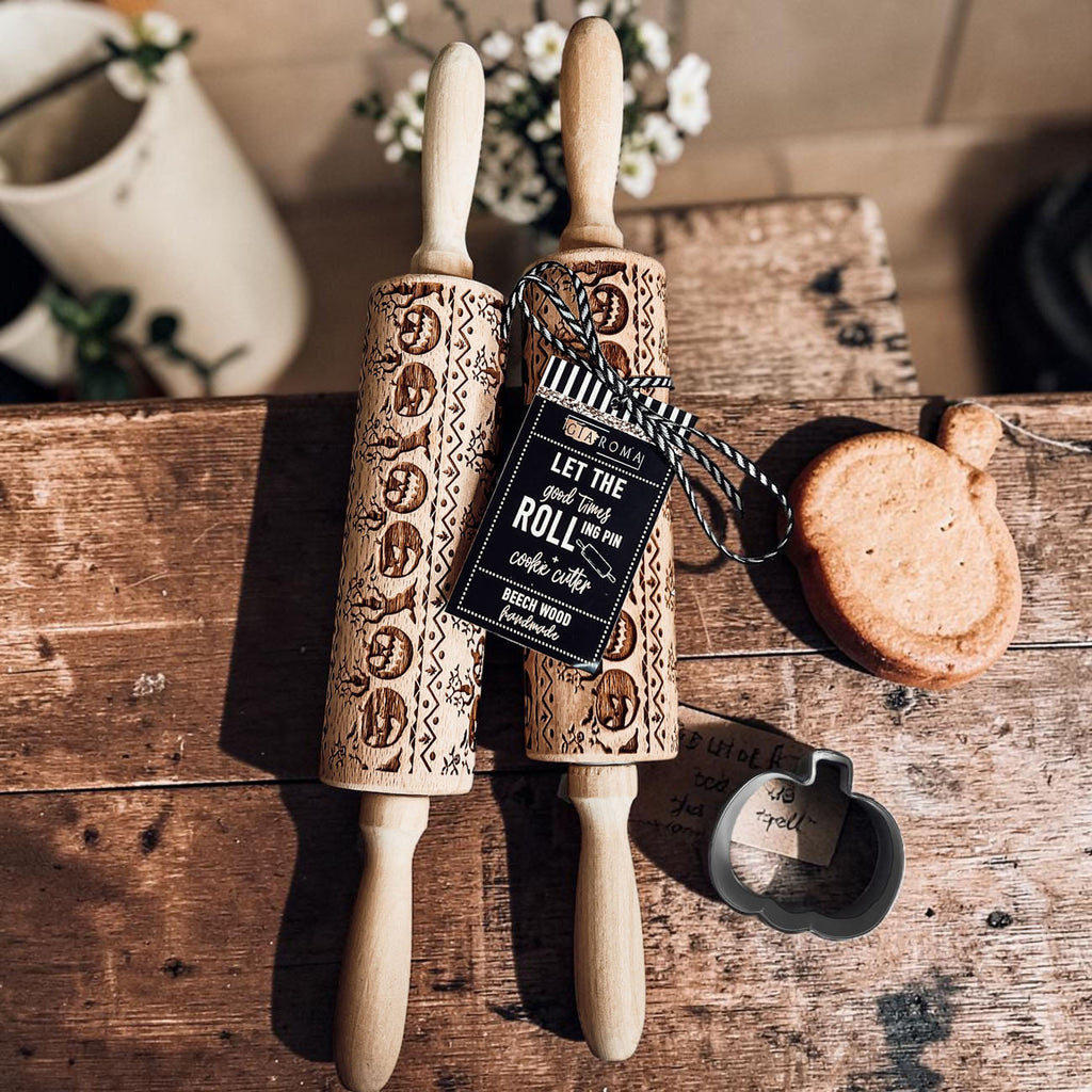 Halloween Embossed Beech Wood Rolling Pin with Cooking Cutter
