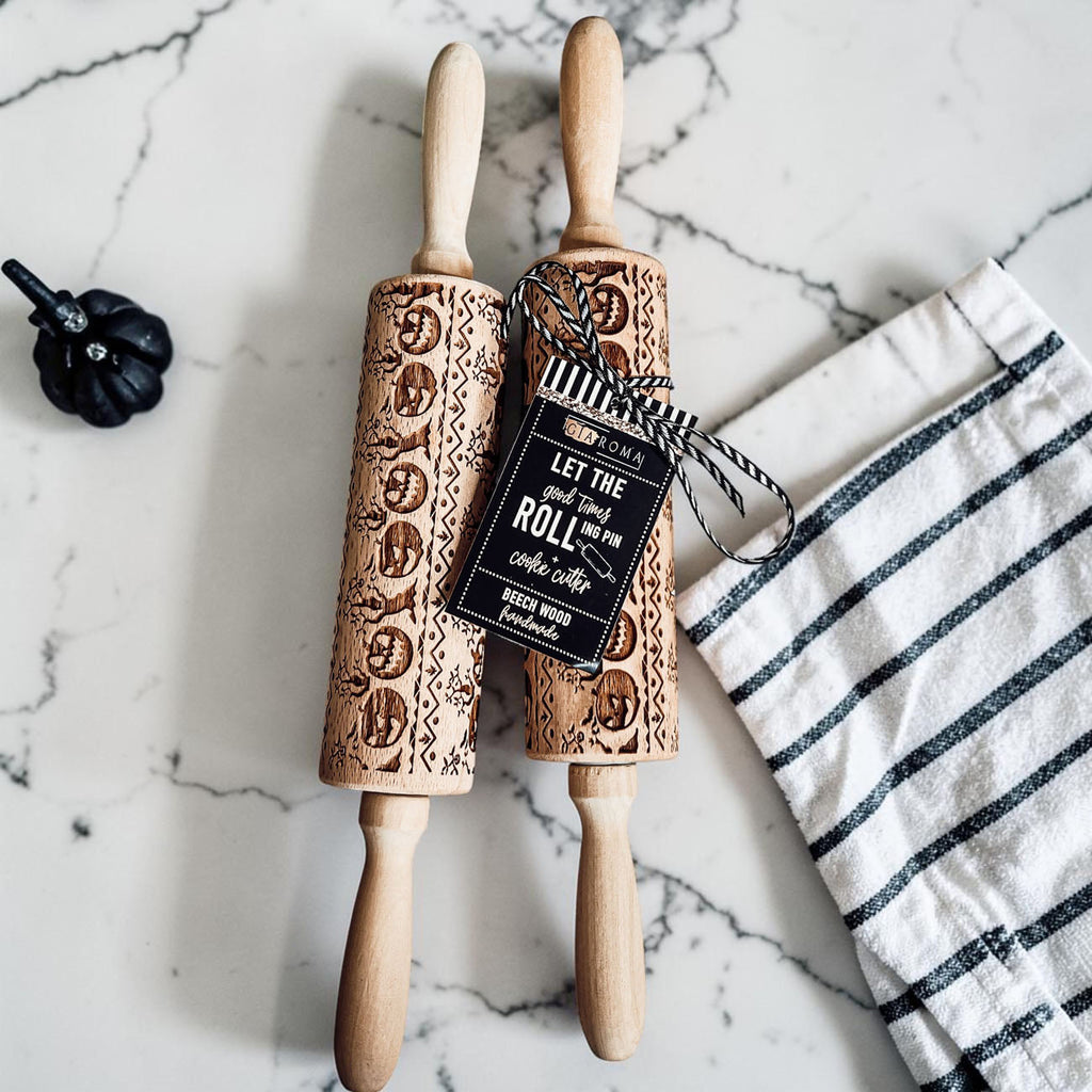 Halloween Embossed Beech Wood Rolling Pin with Cooking Cutter
