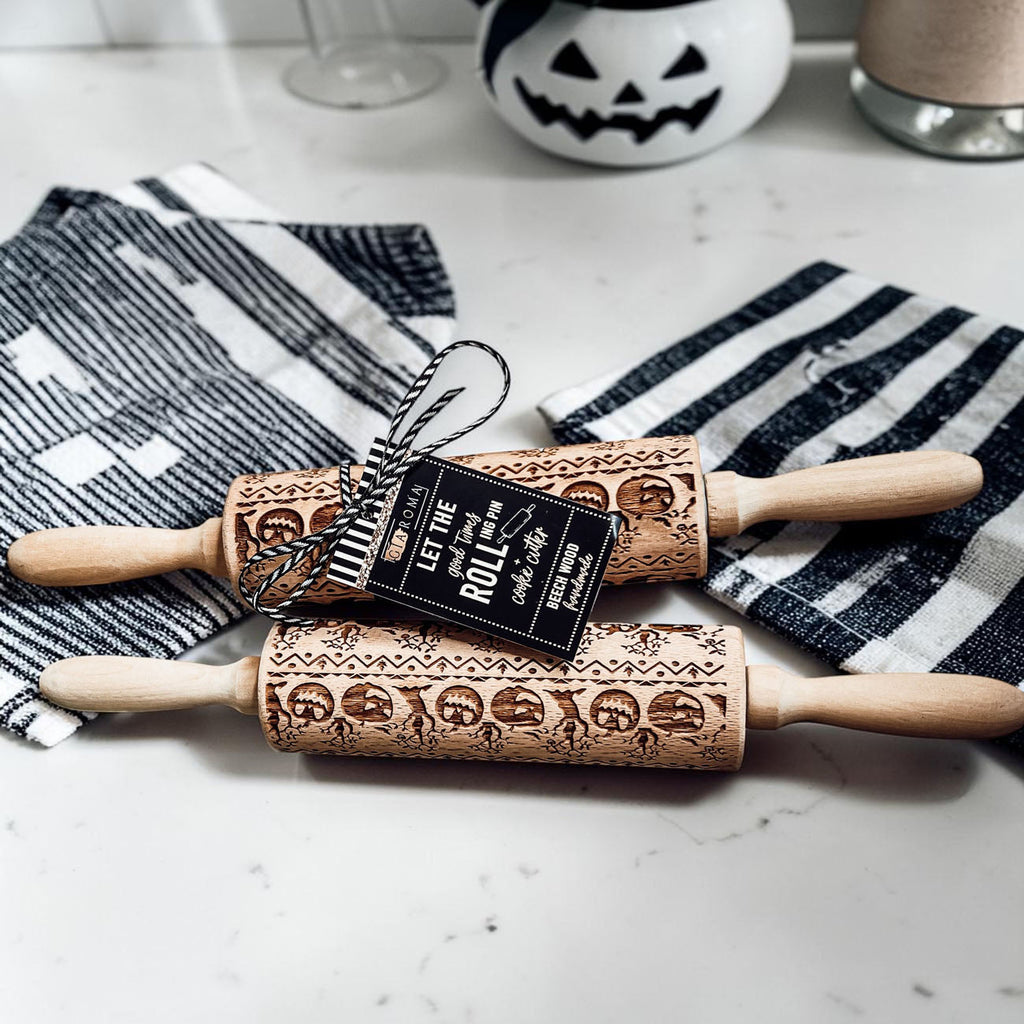 Halloween Embossed Beech Wood Rolling Pin with Cooking Cutter