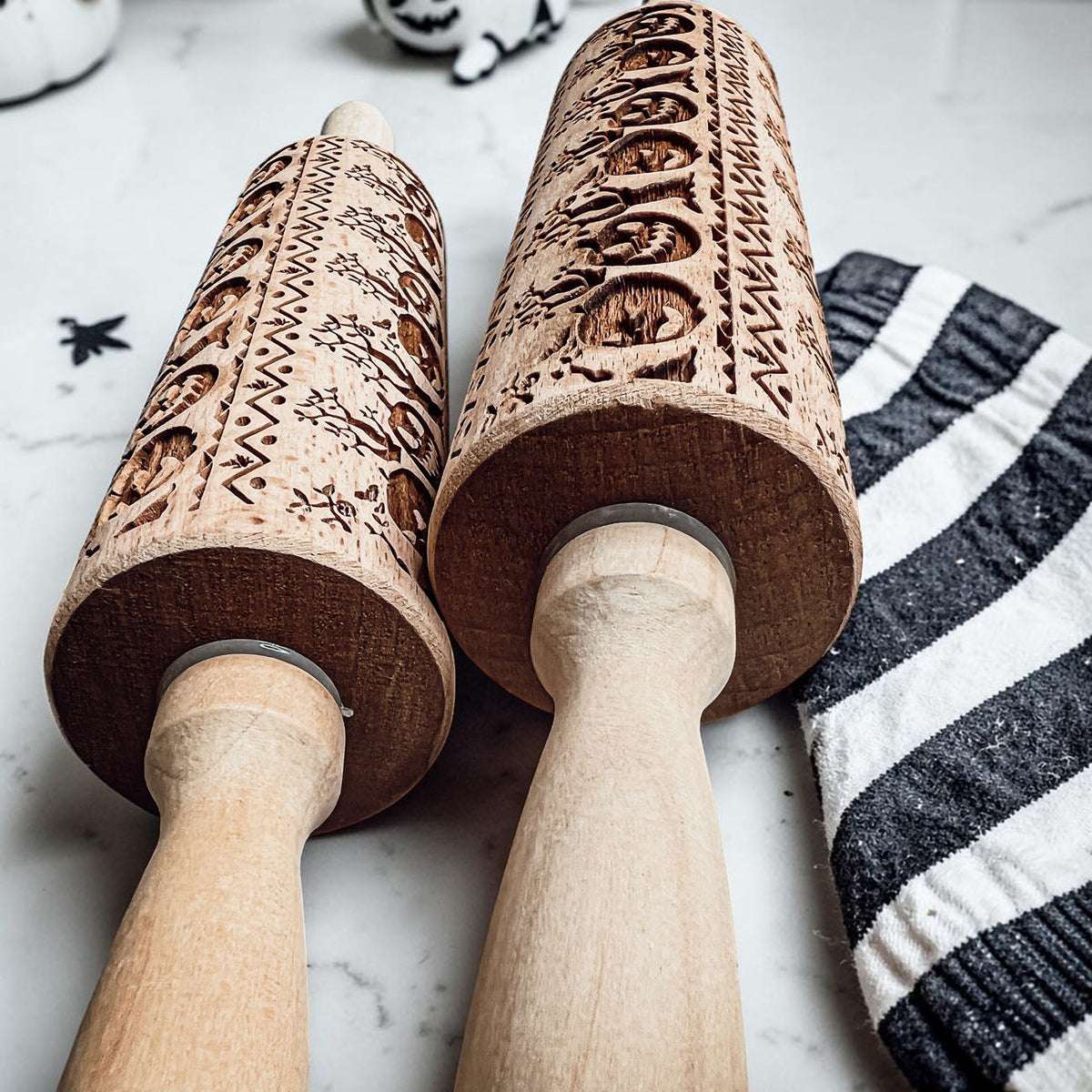 Halloween Embossed Beech Wood Rolling Pin with Cooking Cutter