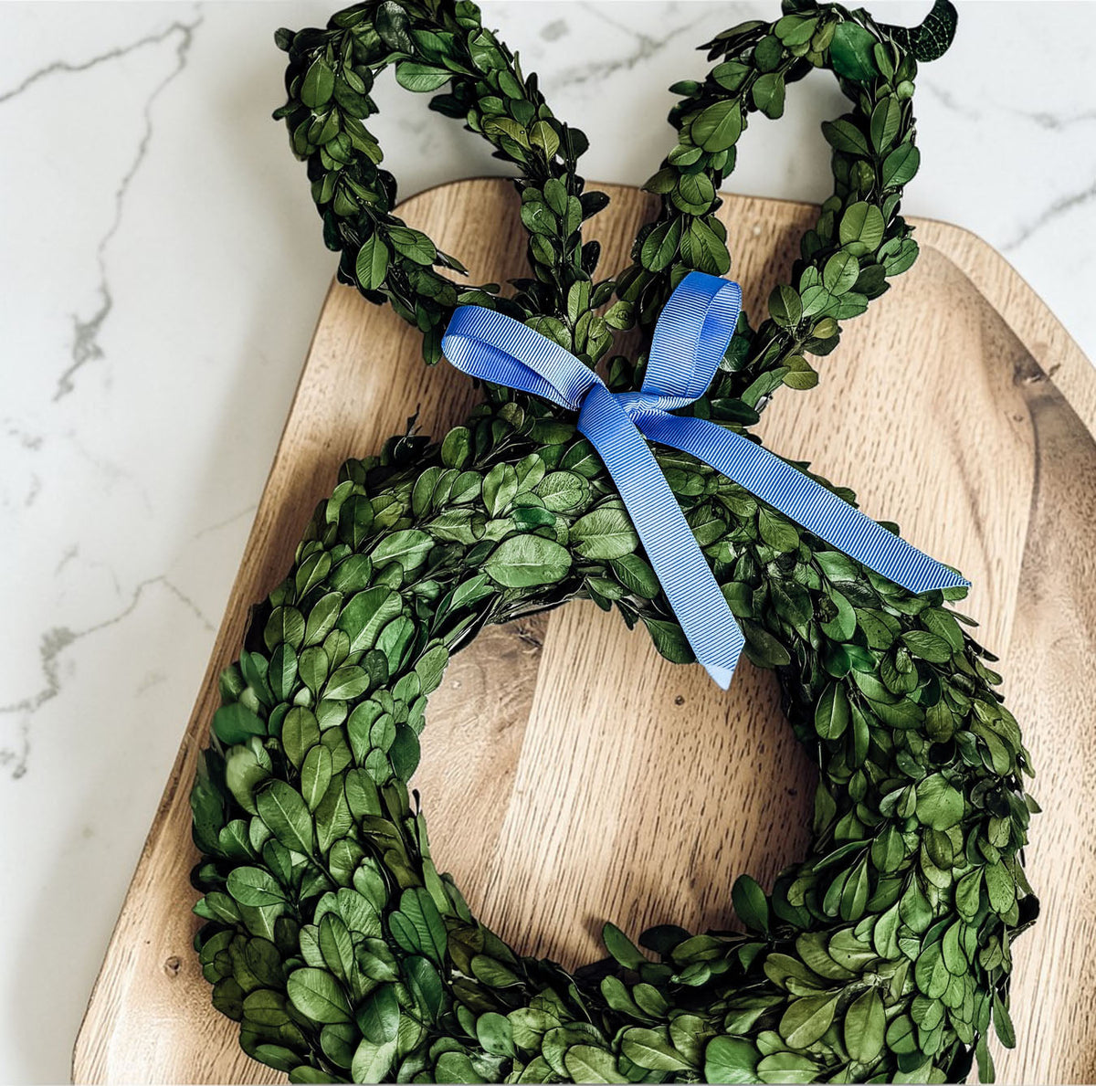 'Hoppy Home' Boxwood Bunny Wreath