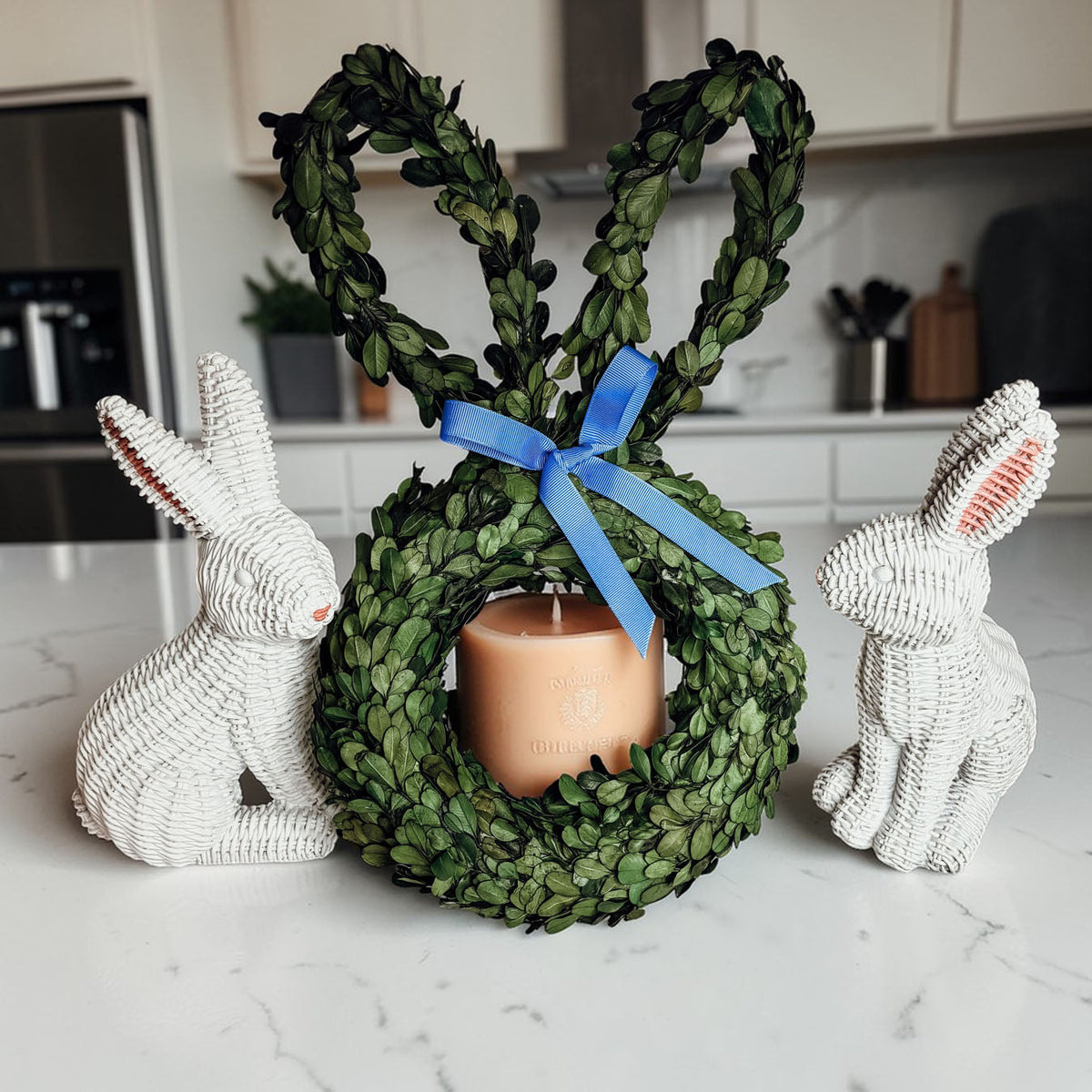'Hoppy Home' Boxwood Bunny Wreath