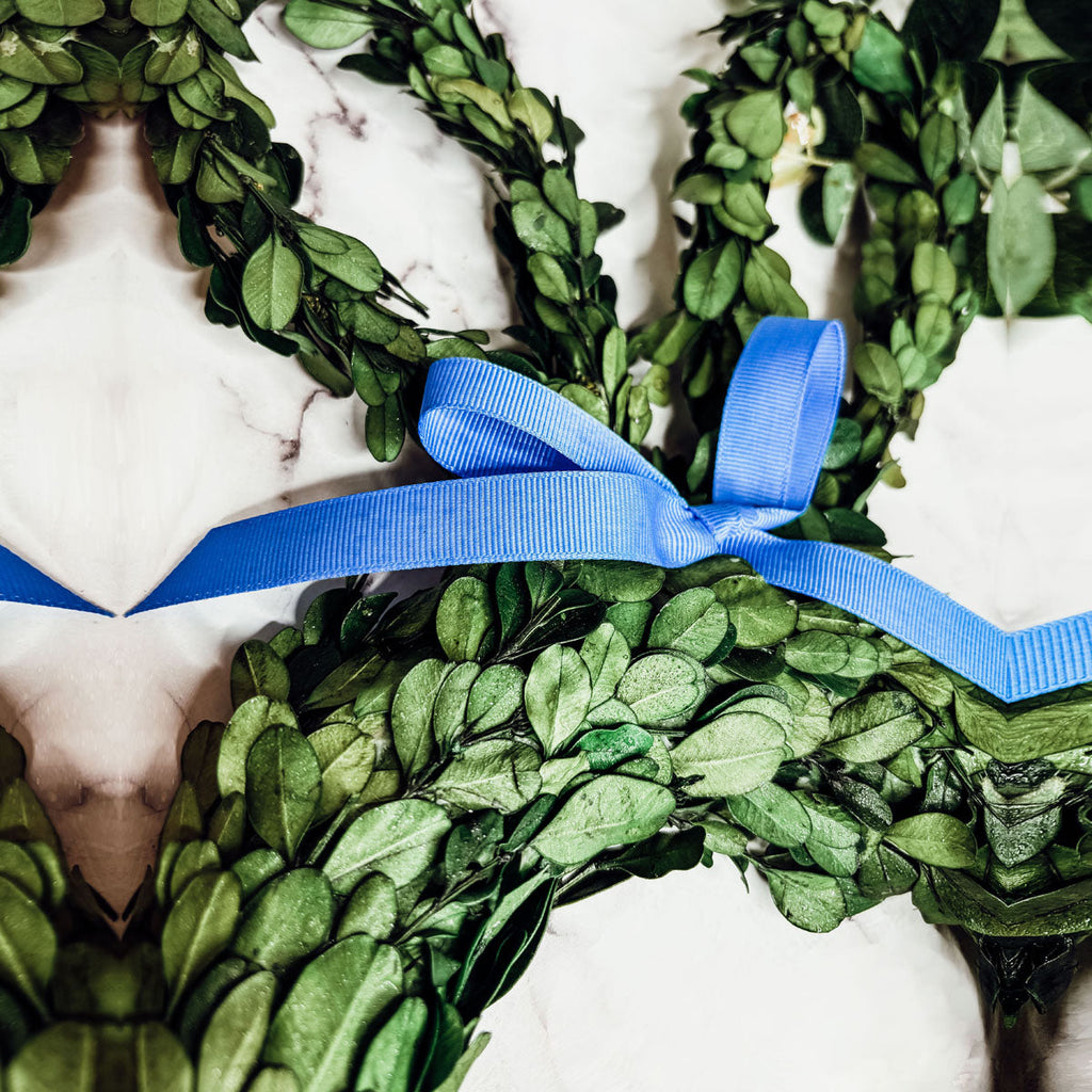 'Hoppy Home' Boxwood Bunny Wreath