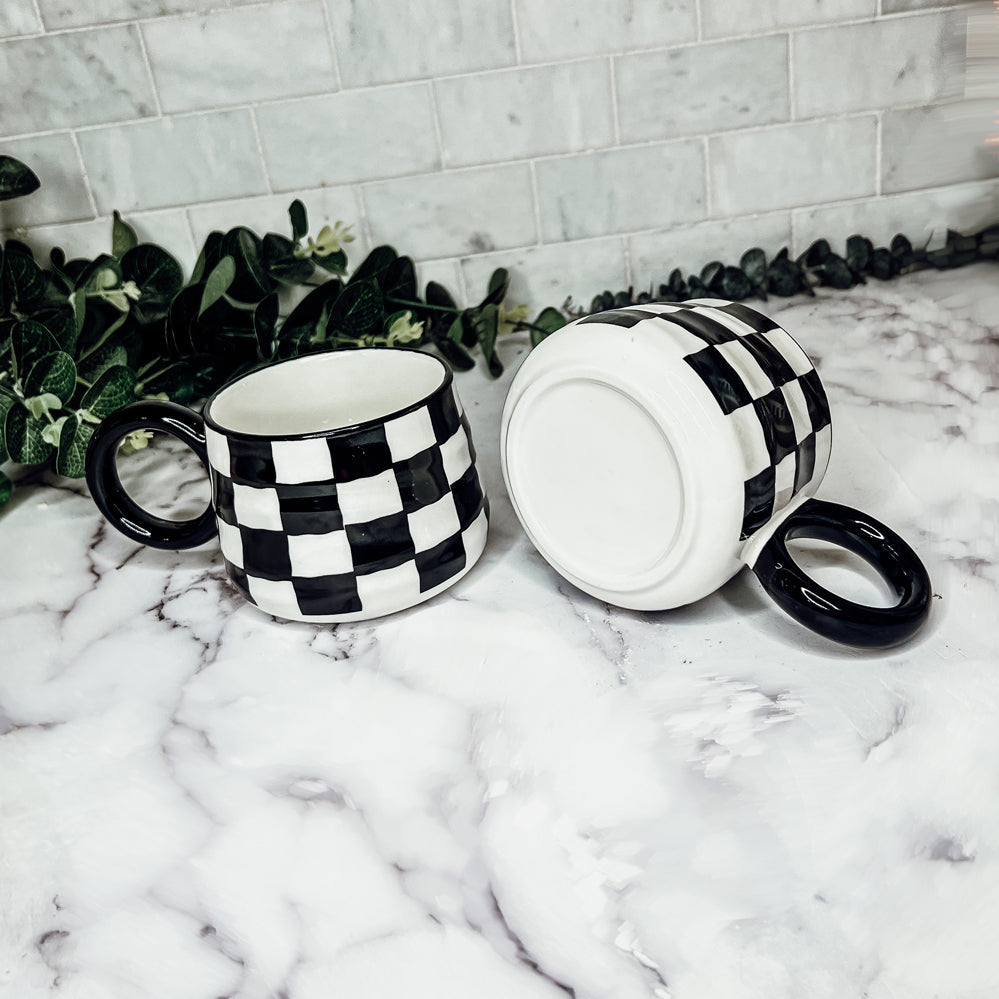 Black & White Retro Checkered Mug