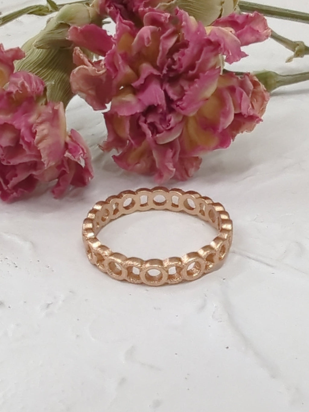 Halo Chain Band Ring — Select Your Color & Size