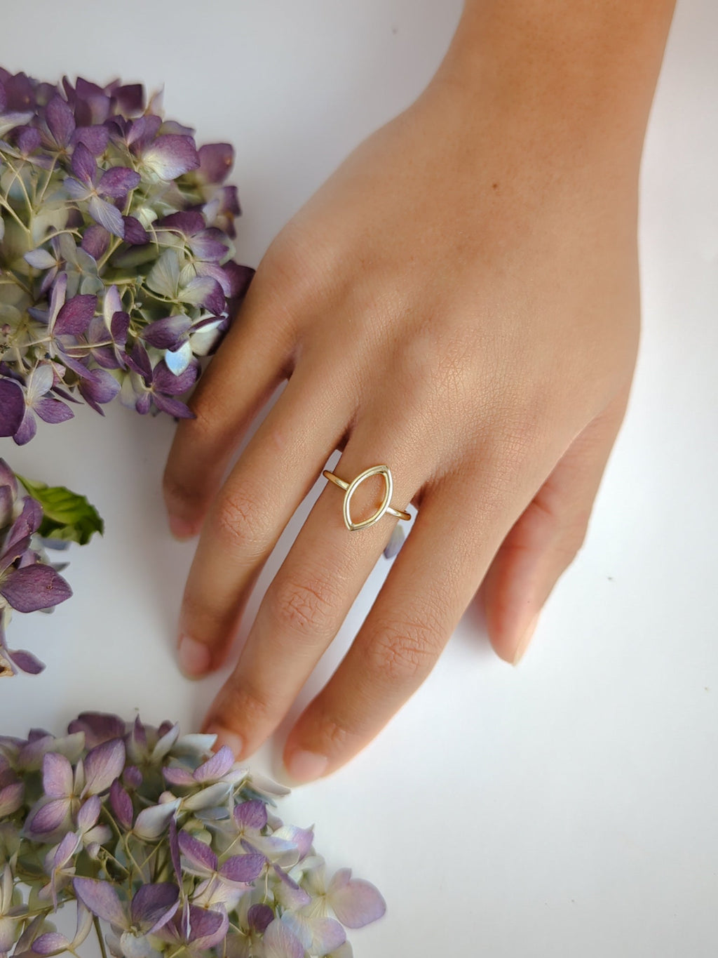 Leaf Wire Ring — Select Your Color & Size