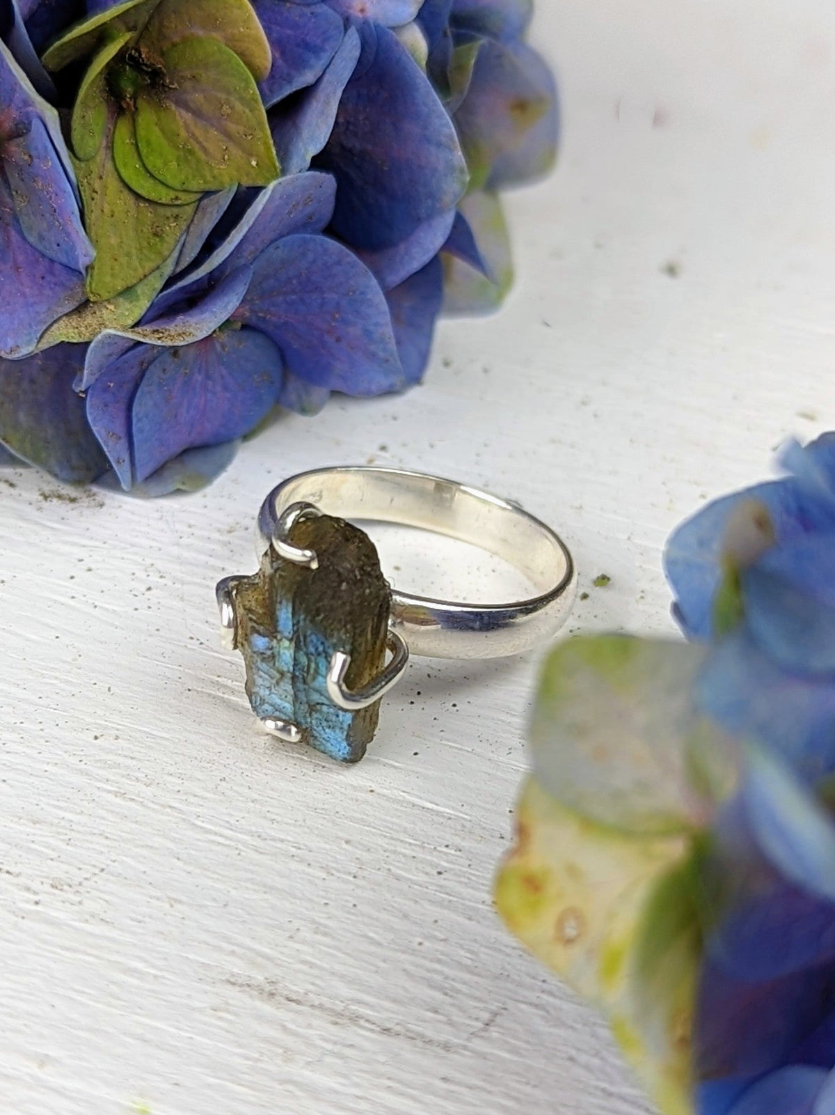 Raw Labradorite Prong Ring — Select Your Size