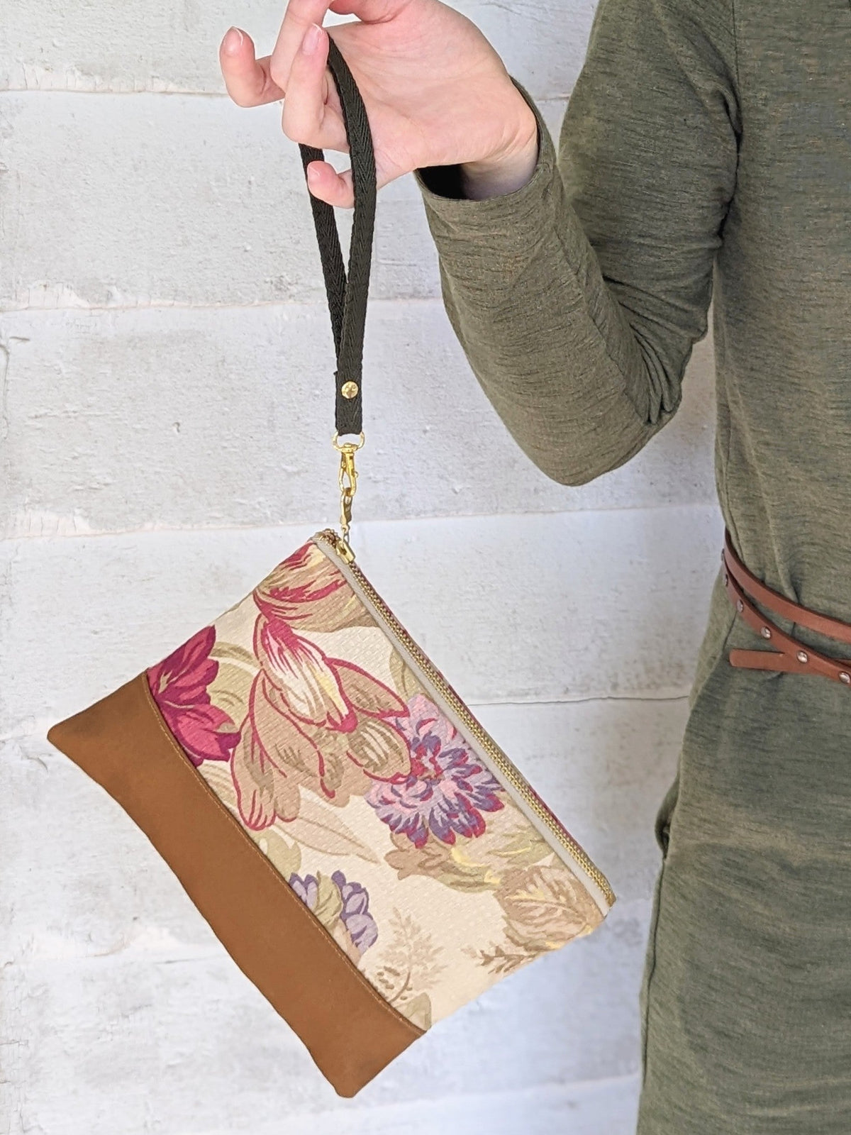 Antique Roses Purse — Select Your Color