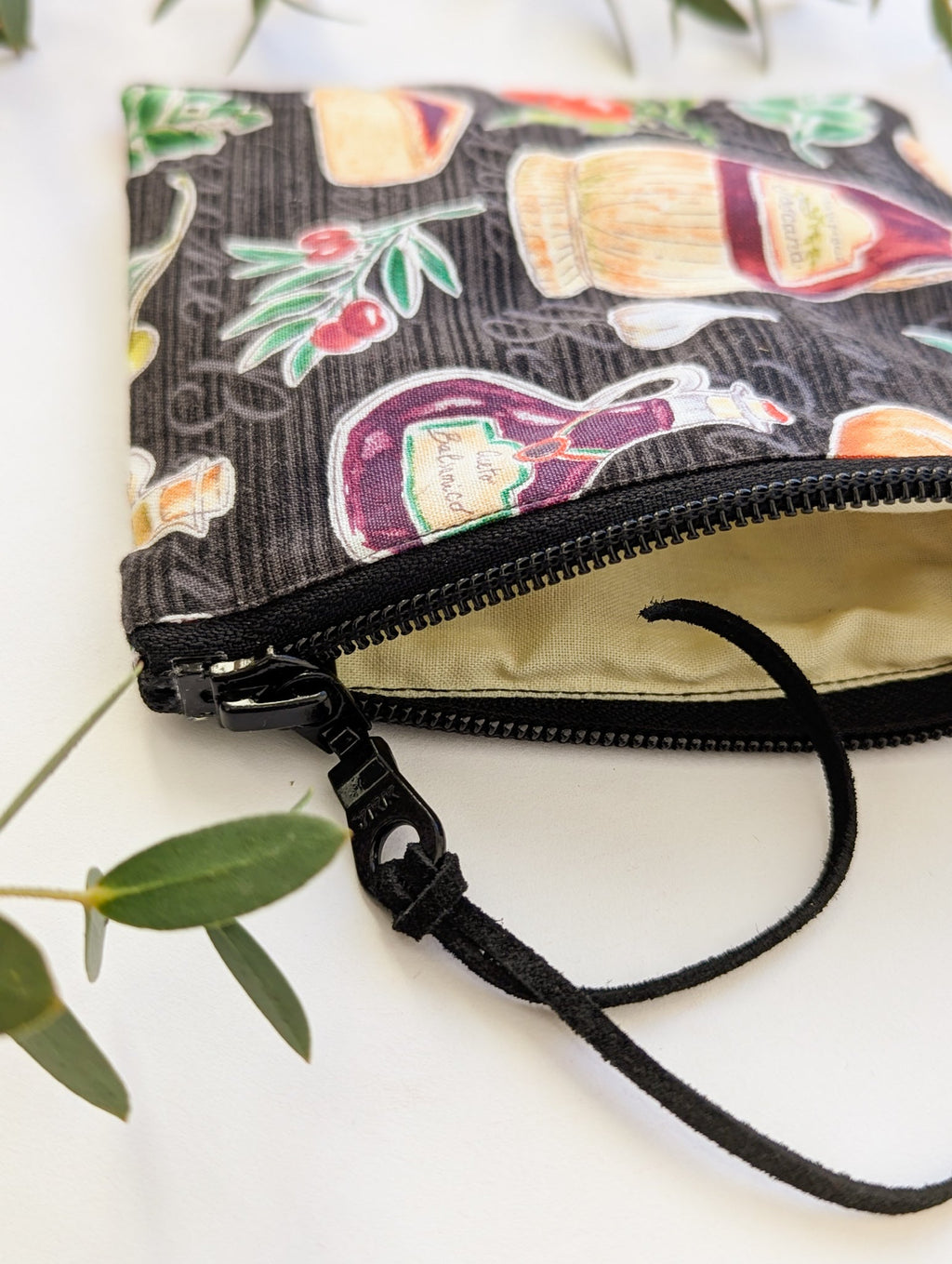 Pane Toscano Square Pouch — Select Your Color