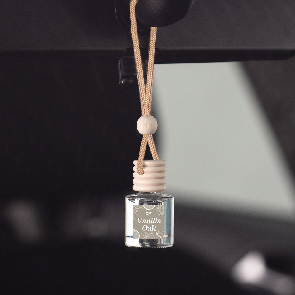Vanilla Oak Scented Hanging Refillable Car Freshener Diffuser