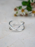 Mia Leaf Ring — Select Your Color & Size
