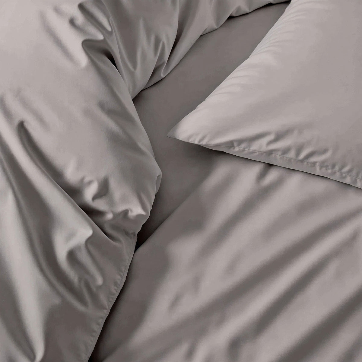 Luxe Australian Sateen Bedding Bundle — Select Your Color & Size