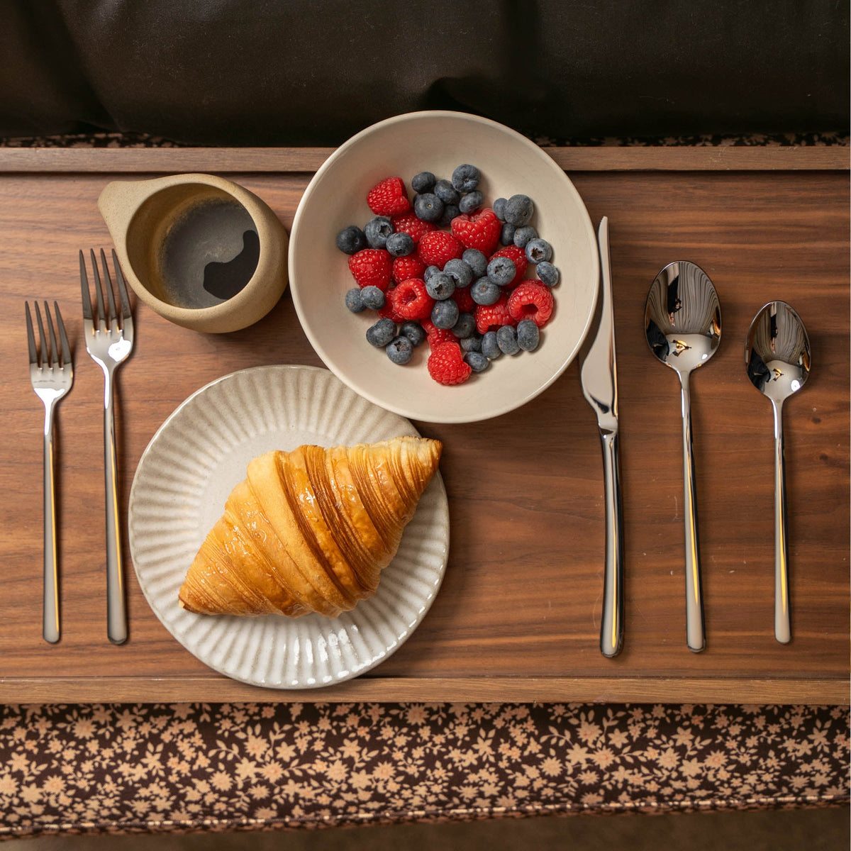 Emilia Mirror Finished 18/10 Stainless Steel 20-Piece Flatware Set — Select Your Finish Color